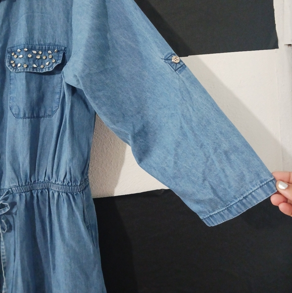 NEW MPH Collection Women buttoned Denim rhinestone bling pocket midi dress - Picture 7 of 12